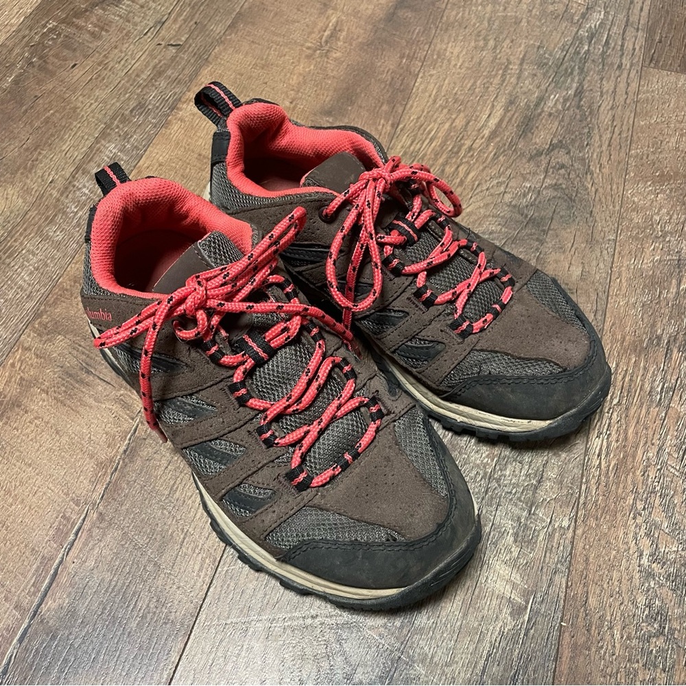 Columbia Crestwood Hiking Shoes